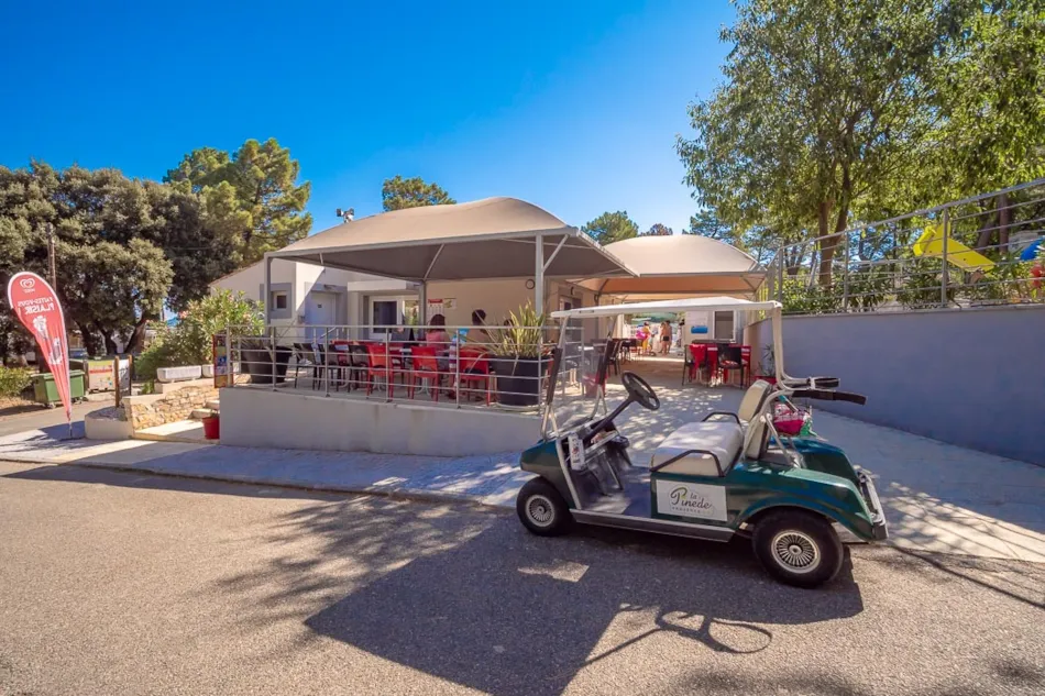 Camping La Pinède en Provence