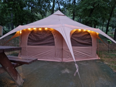 TIPI TENT 6/7 PEOPLE — 1