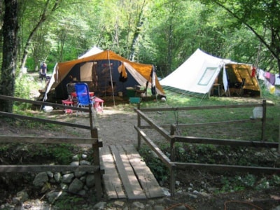 Tent pitch -