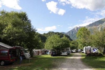 Camper and caravan sites -