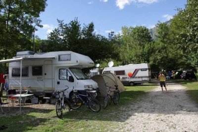 Camper and caravan sites -