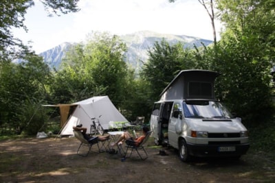 Camper and caravan sites -