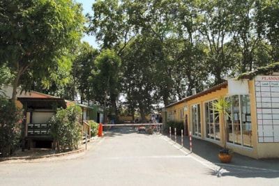 Camping les Berges du Canal