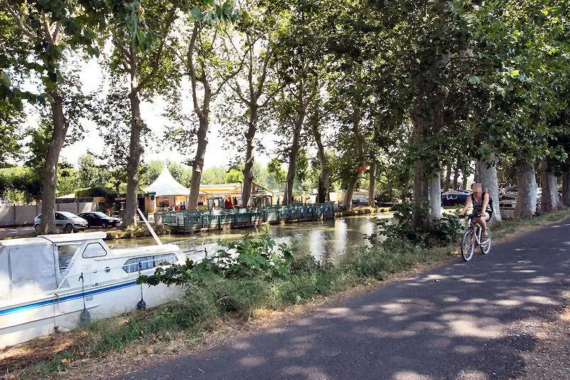 Camping les Berges du Canal