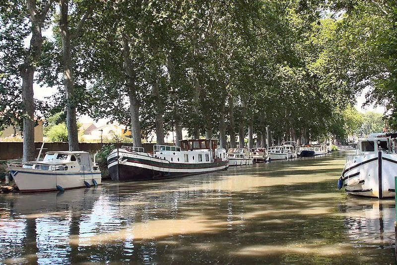 Camping les Berges du Canal