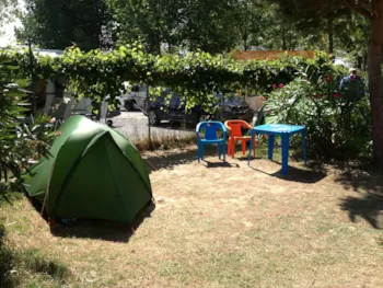 Stellplatz - Stellplatz Radfahrer - Camping les Berges du Canal