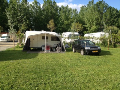 Pitch with electricity 50m² — 3
