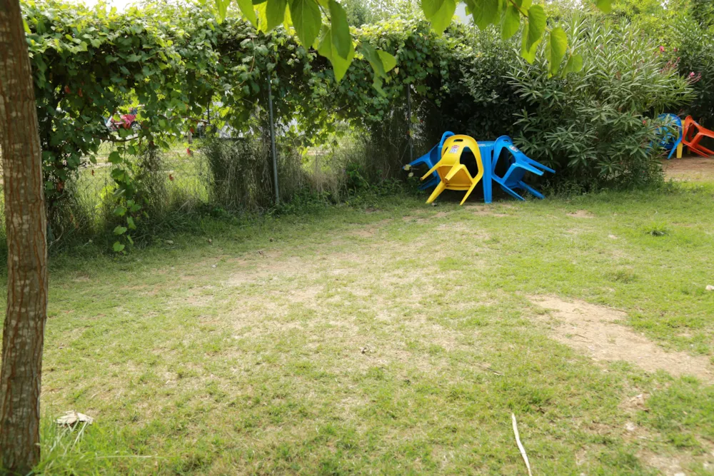 Emplacement - Emplacement Cycliste - Camping les Berges du Canal