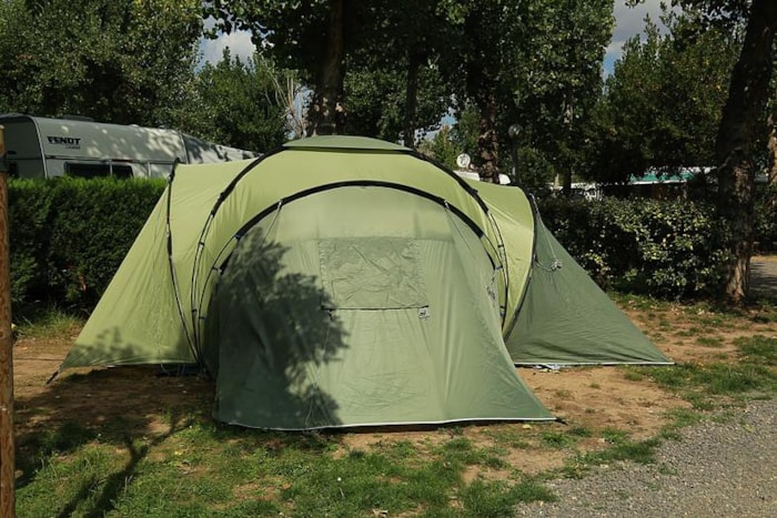Emplacement  Confort Caravane/ Tente