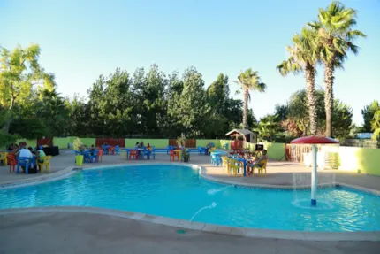 Camping les Berges du Canal - Camping2Be