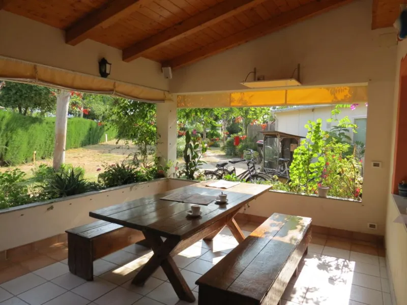 Emplacement Grande, 2 Personnes, Voiture Et Électricité Incluses