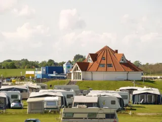  Knaus-Campingpark-Burhave Butjadingen Land-Niedersachsen DE