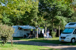 Kampeerplaats(en) - Kampeerplaats - Camping du Bournat