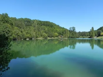 Camping Les 2 Lacs - Ucamping