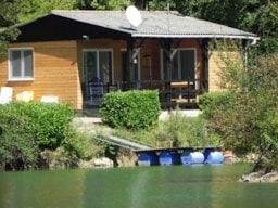 Huuraccommodatie(s) - Vis Chalet - Camping Les 2 Lacs
