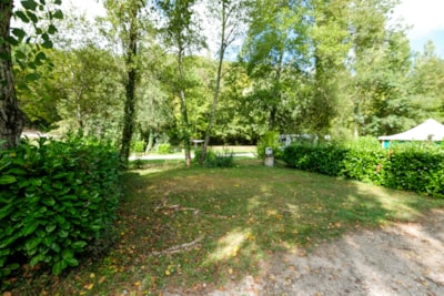 campsite pitch 100 m²