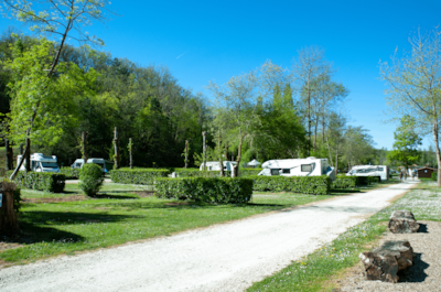 campsite pitch 100 m²