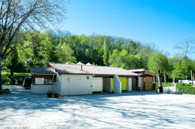 campsite pitch 100 m²