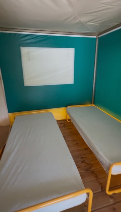 bungalow tent Kiwi  with sanitary facilities