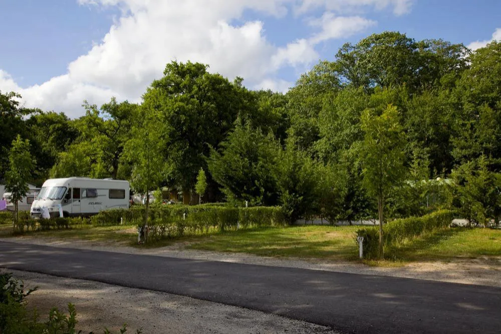 Emplacement - Emplacement Larri - Camping Etxarri