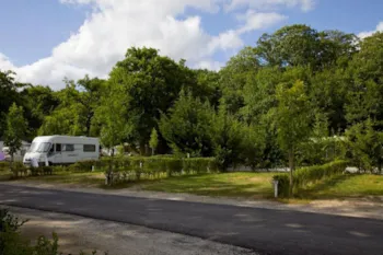 Stellplatz - Stellplatz Larri - Camping Etxarri