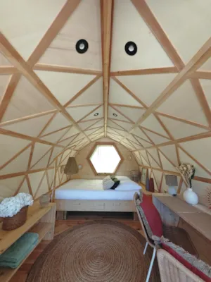 Locatif - Geodesic trailer - CAMPING DE L'ARCHE