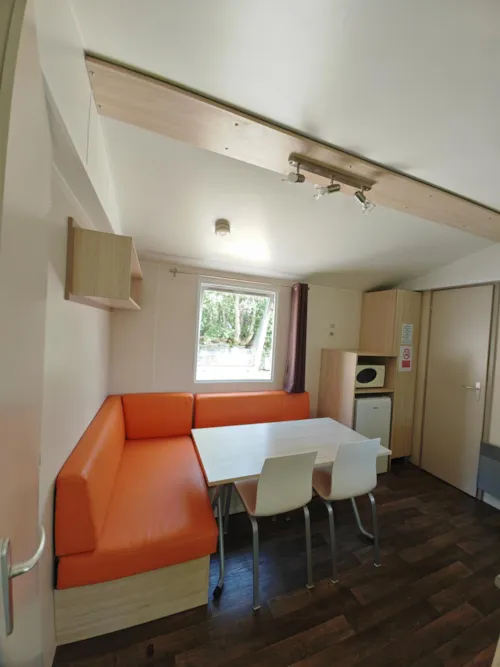 Accommodation - Comfortable Mobile Home - image n°2 - CAMPING DE L'ARCHE