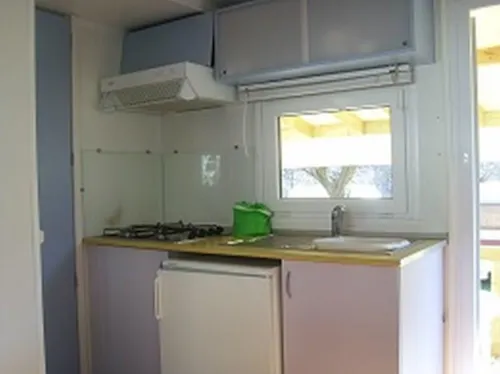 Accommodation - Mobile Home Roller Eva 19M² - image n°4 - Camping la Charderie