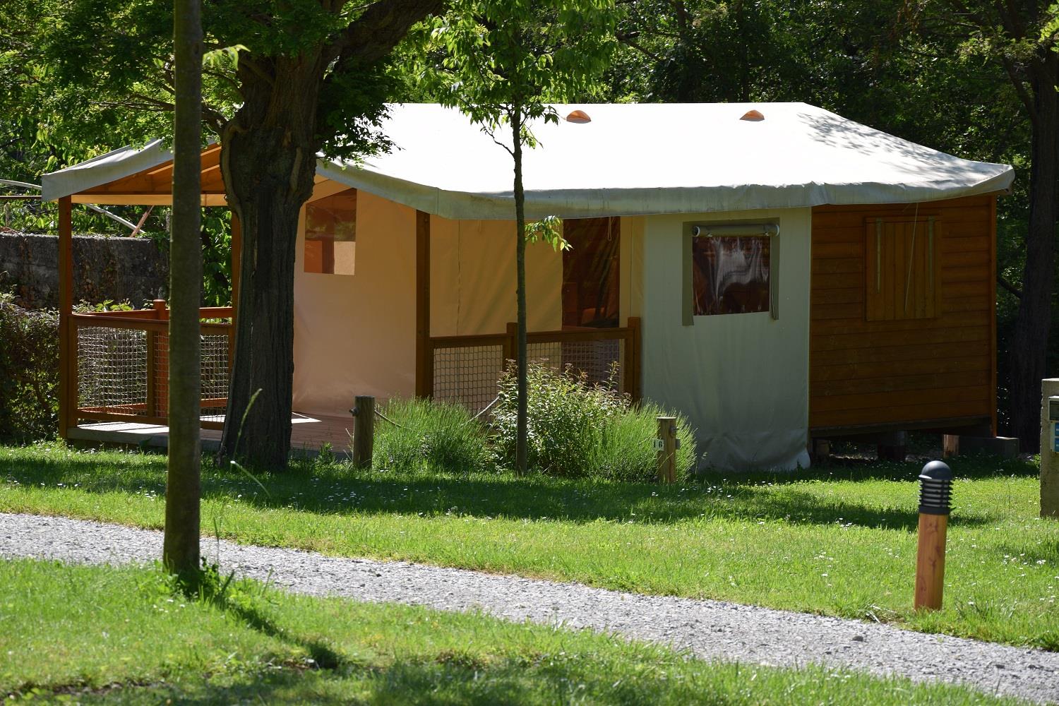 Huuraccommodatie - Ingerichte Huurtent Ecolodge Sahari 19M² Zonder Sanitair - Camping la Charderie