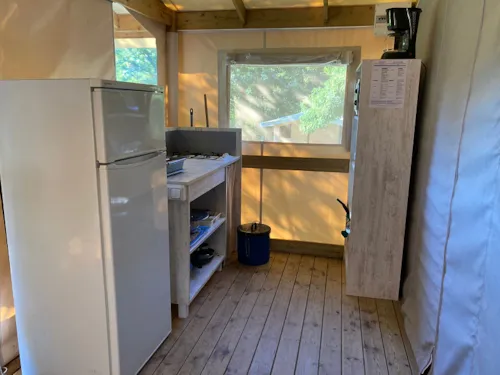 Mietunterkunft - Ausgestattetes Zelt Ecolodge Sahari 19M² (Ohne Sanitäre Anlagen) - image n°7 - Camping la Charderie