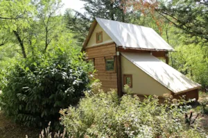 Locatif - Lodge EVOLUTIVE 20m² (sans sanitaires) - Camping la Charderie