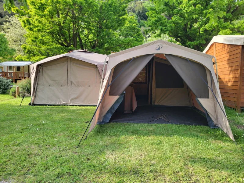Tente Équipée – Grand Modèle "Prêt À Camper" Nouveauté 2025