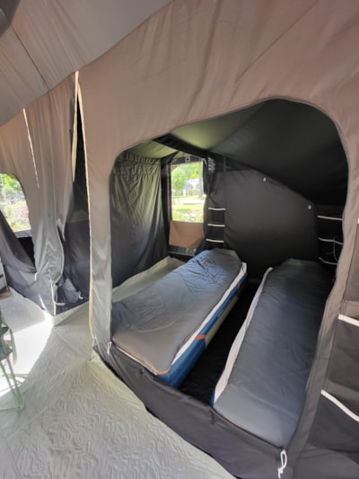 Dome Tent 25m2 ready to camp