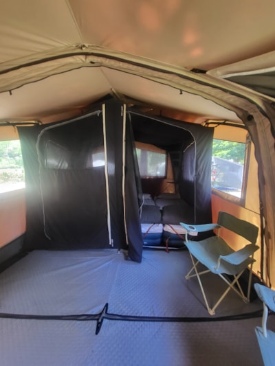 Fully Equipped Tent – Large "Ready to Camp" Model 2025