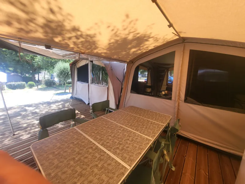 Tente Équipée – Grand Modèle "Prêt À Camper" 2025
