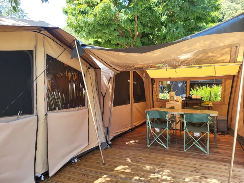 Tente Équipée – Grand Modèle "Prêt À Camper" 2025