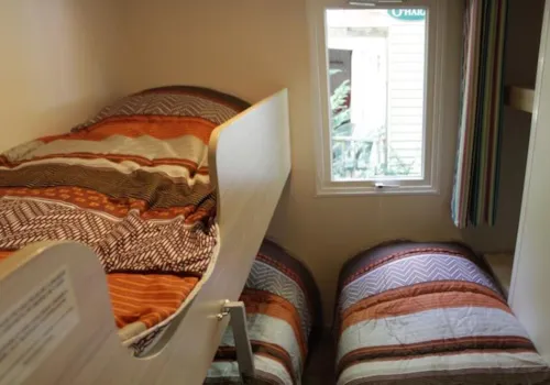 Accommodation - Le Vacanciale Without Sanitary Facilities - 2 Bedrooms (2) - image n°3 - Camping de Laborie