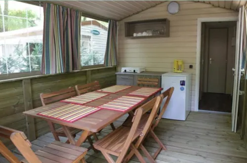 Accommodation - Le Vacanciale Without Sanitary Facilities - 2 Bedrooms (2) - image n°2 - Camping de Laborie