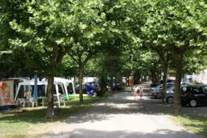Emplacement - Stellplatz - Camping de Laborie