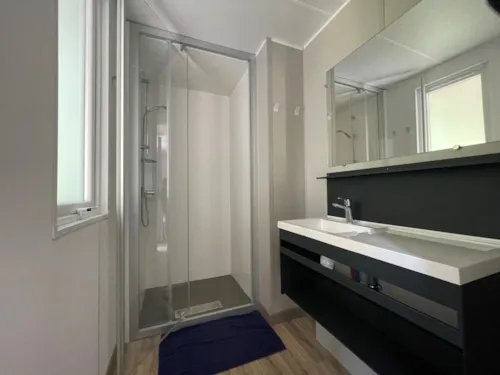 Accommodation - Mobil-Home* 844 3 Bedrooms - image n°4 - Camping de Laborie