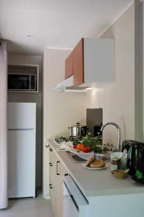 Accommodation - Mobile-Home Super Mercure Riviera - 2 Bedrooms + Air-Conditioning + Tv (2) - image n°3 - Camping de Laborie