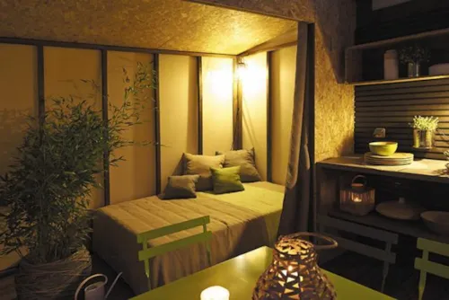 Huuraccommodatie(s) - Bungalowtent Maori - image n°4 - CAMPING LES CHATAIGNIERS