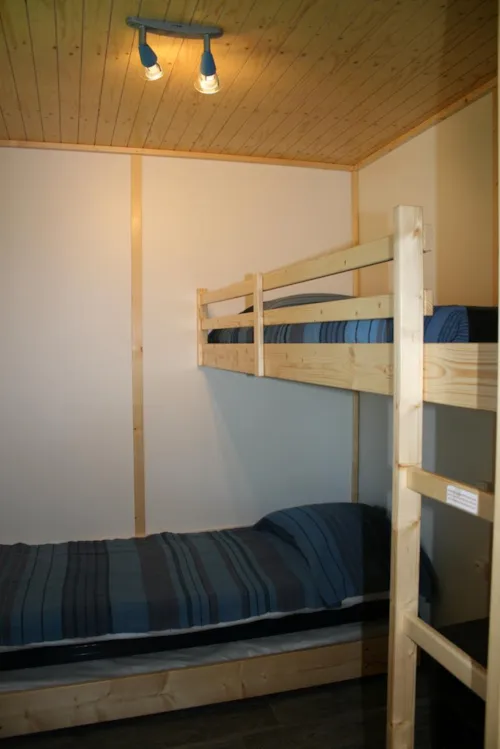 Location - Chalet Fabre Gamme Confort Mercredi A Mercredi En Saison - image n°5 - CAMPING LES CHATAIGNIERS