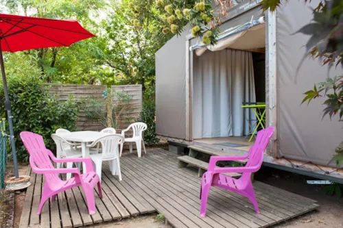 Huuraccommodatie(s) - Bungalowtent Maori - image n°5 - CAMPING LES CHATAIGNIERS