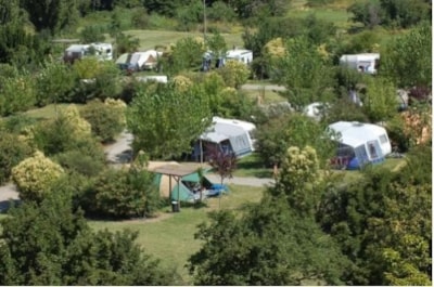 Standard tent/caravan/camping-car pitch package + 10 A