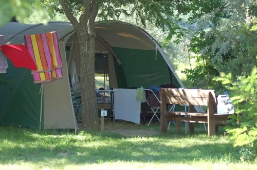 Pitch - Standard Tent/Caravan/Camping-Car Pitch Package + 10 A - image n°4 - Camping Les Arches