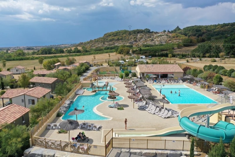 Camping Les Arches - Camping - Saint-Jean-le-Centenier