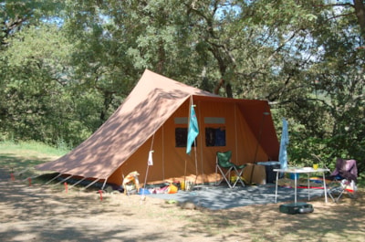 Standard tent/caravan/camping-car pitch package + 10 A