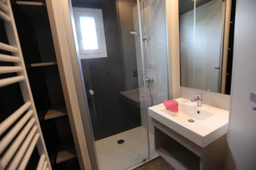 Accommodation - Chalet Confort 32M² Plus - image n°5 - Camping Les Arches