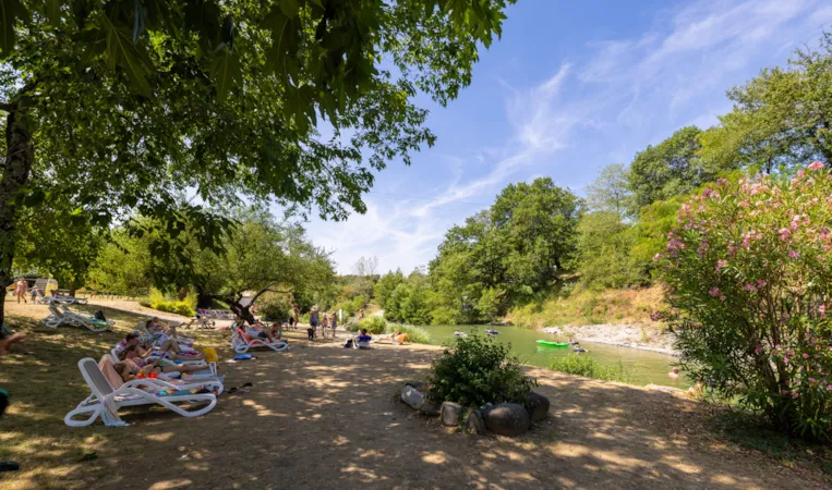 Camping Les Arches - image n°1 - Camping Direct